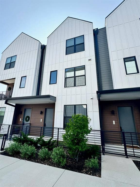 2100 Legacy Drive, #506, Plano, TX 75023 2100 Legacy Drive, #506, Plano, TX 75023