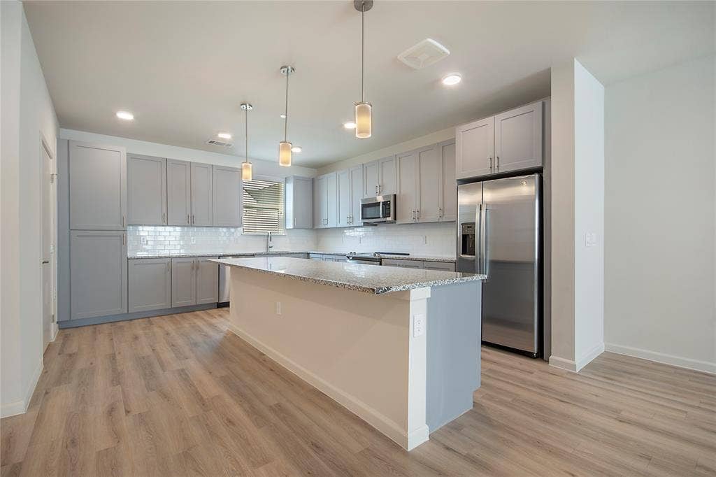 2100 Legacy Drive, #506, Plano, TX 75023 2100 Legacy Drive, #506, Plano, TX 75023