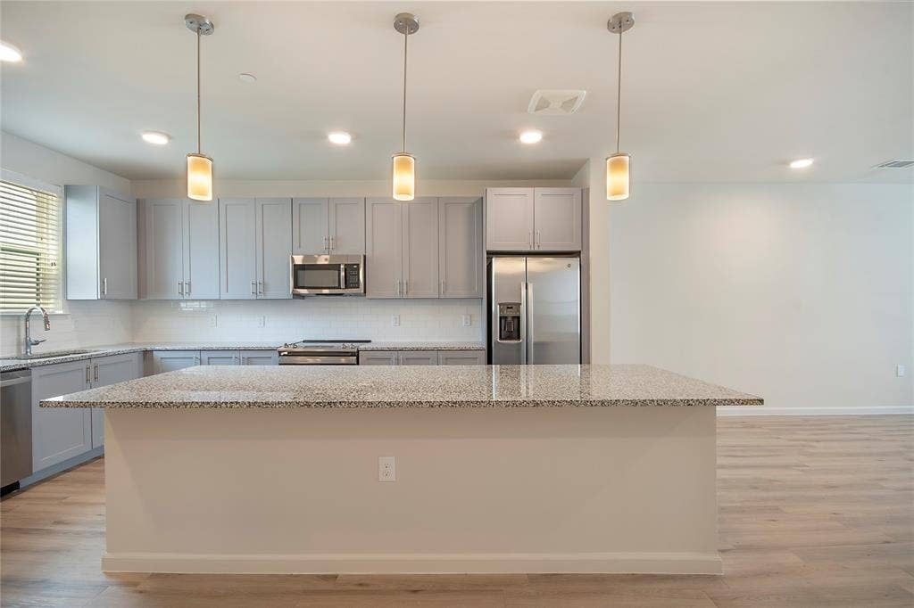 2100 Legacy Drive, #506, Plano, TX 75023 2100 Legacy Drive, #506, Plano, TX 75023