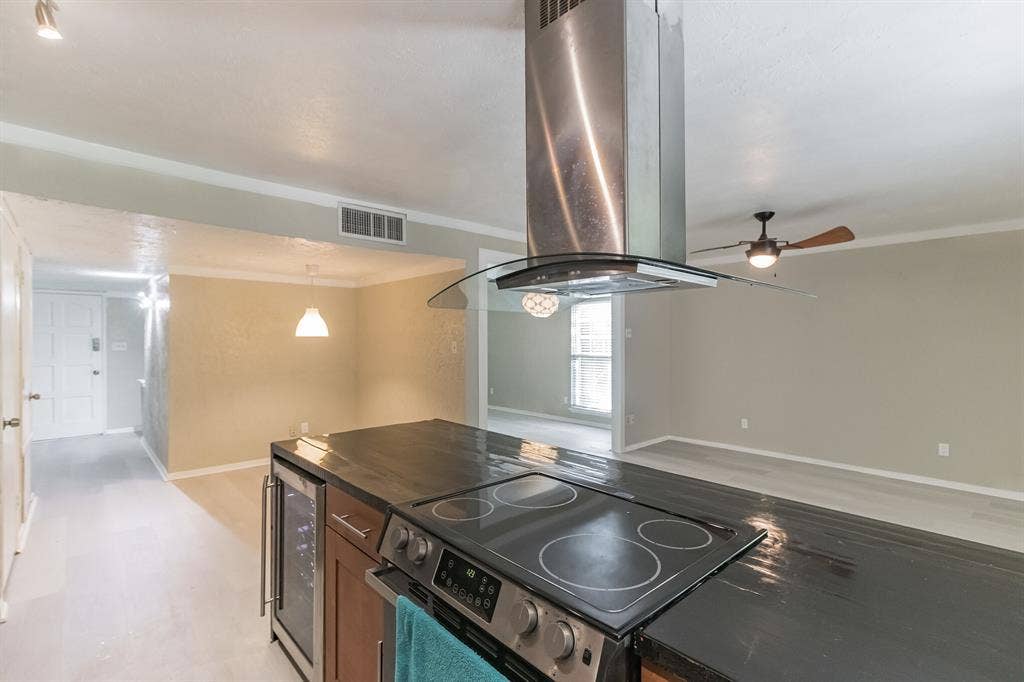 3117 San Diego Drive, Dallas, TX 75228 3117 San Diego Drive, Dallas, TX 75228