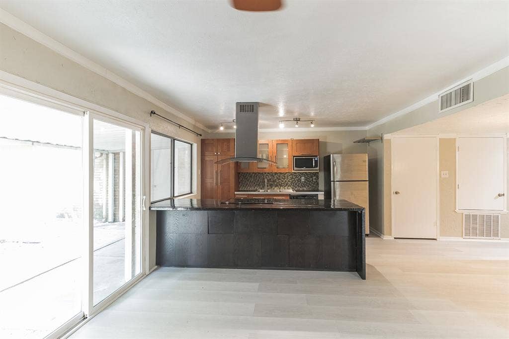 3117 San Diego Drive, Dallas, TX 75228 3117 San Diego Drive, Dallas, TX 75228