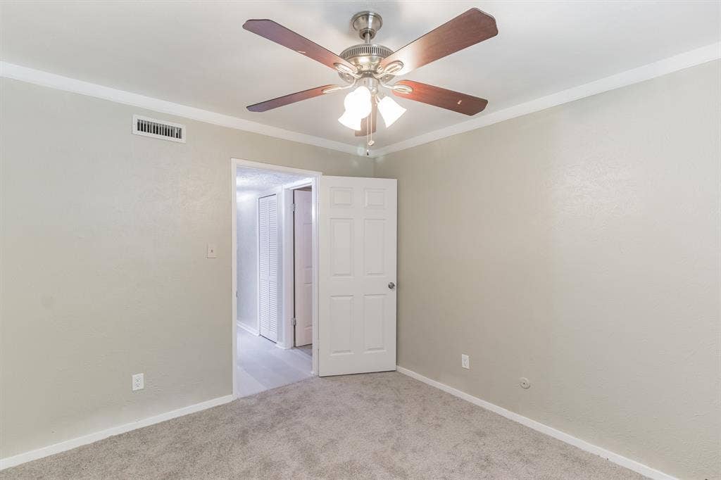 3117 San Diego Drive, Dallas, TX 75228 3117 San Diego Drive, Dallas, TX 75228