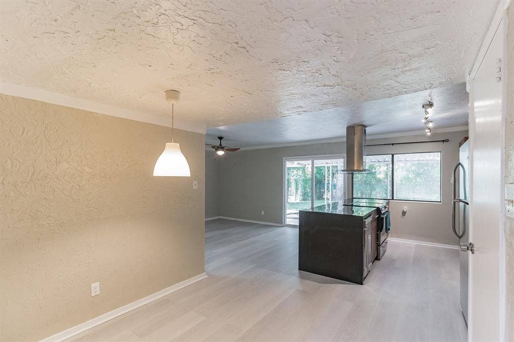 3117 San Diego Drive, Dallas, TX 75228 3117 San Diego Drive, Dallas, TX 75228