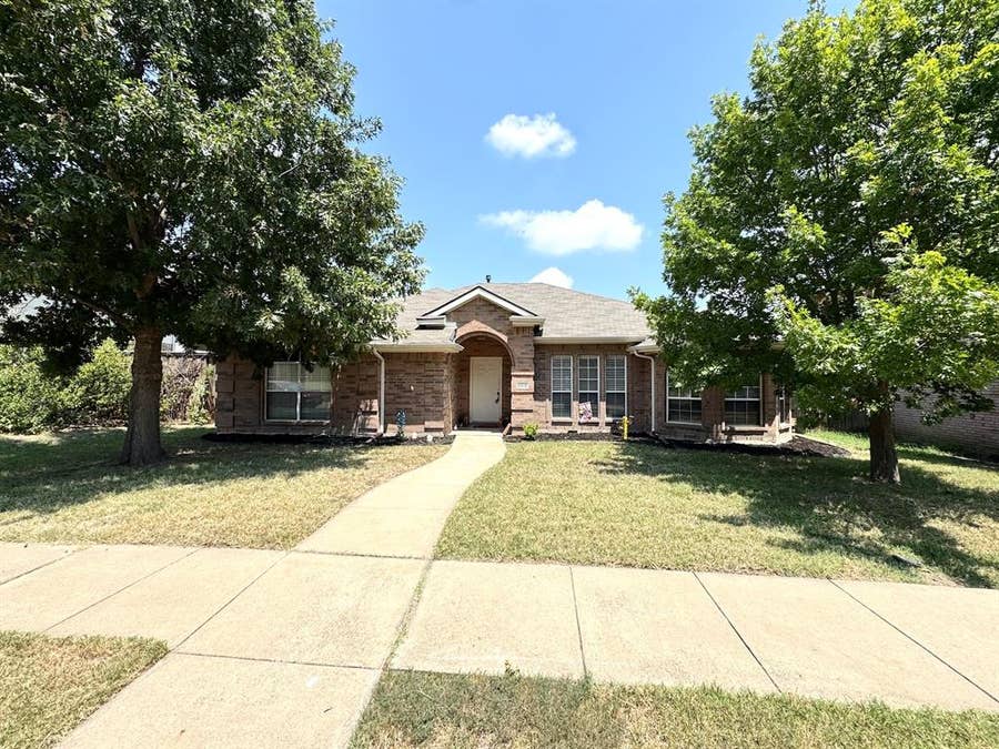 Property photo for 5512 Vineyard Lane, McKinney, TX