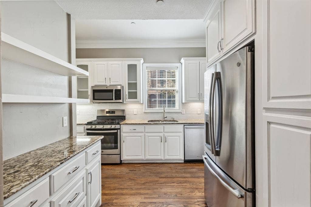 4120 Hawthorne Avenue, #2, Dallas, TX 75219 4120 Hawthorne Avenue, #2, Dallas, TX 75219
