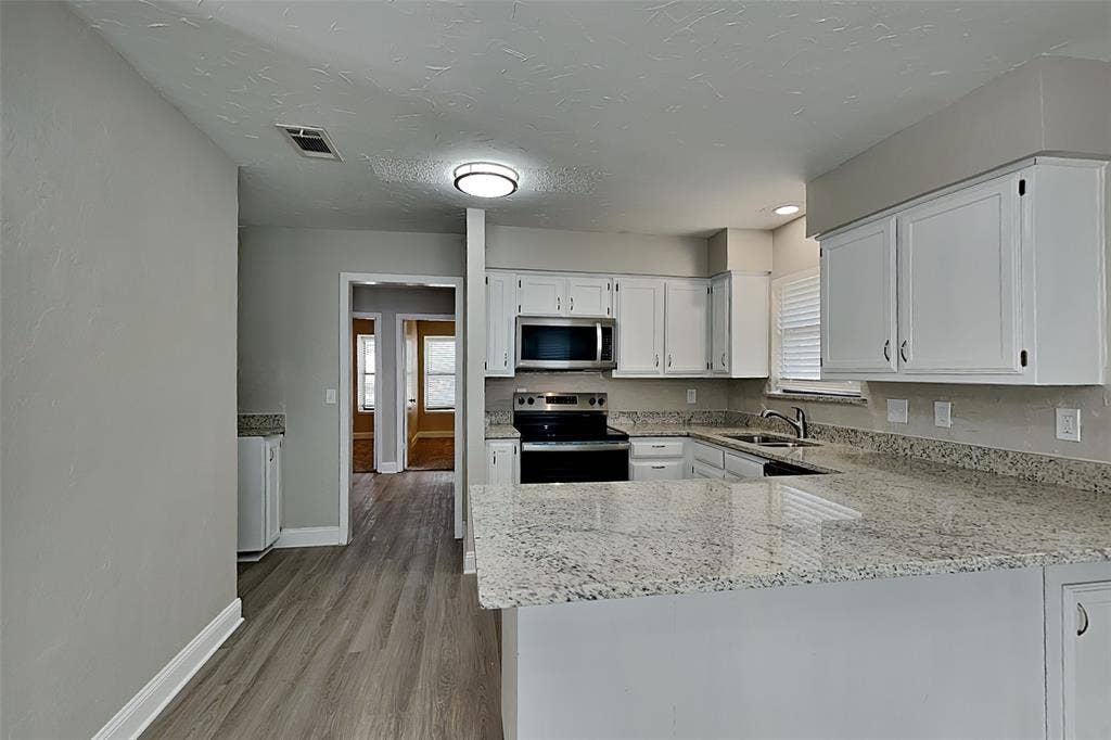 1916 Sharon Drive, Corinth, TX 76210 1916 Sharon Drive, Corinth, TX 76210