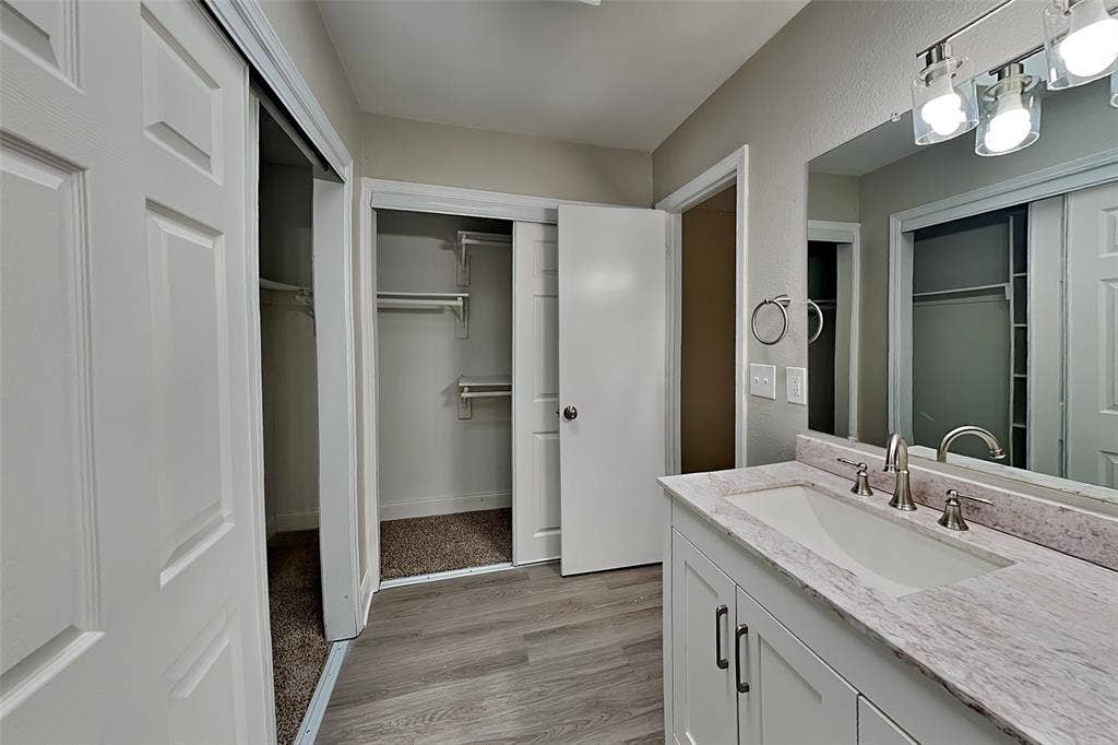 1916 Sharon Drive, Corinth, TX 76210 1916 Sharon Drive, Corinth, TX 76210