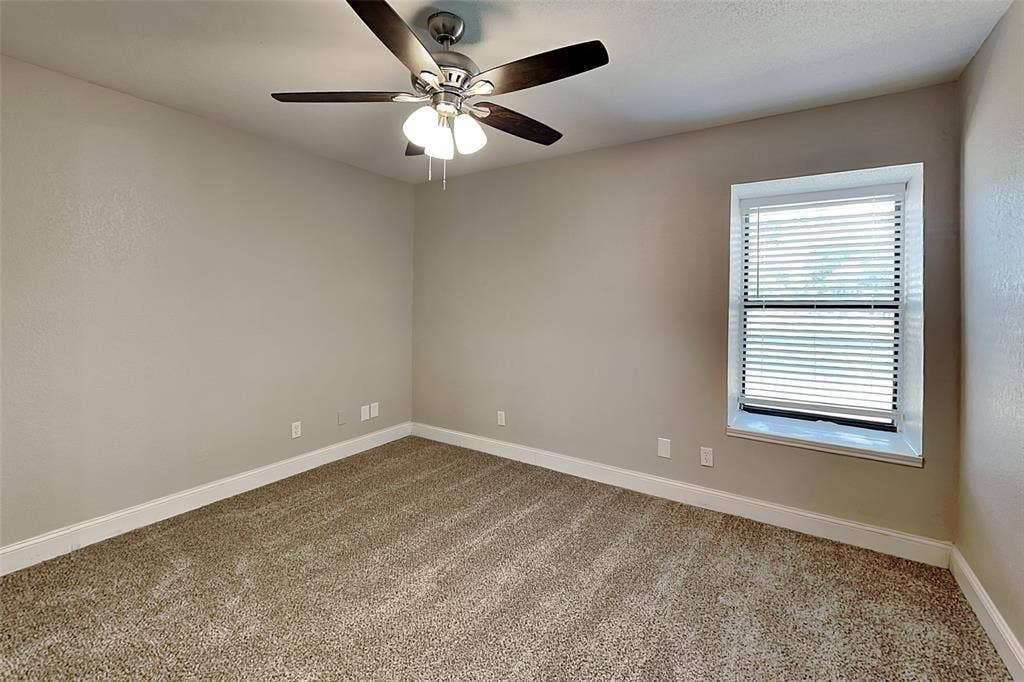1916 Sharon Drive, Corinth, TX 76210 1916 Sharon Drive, Corinth, TX 76210