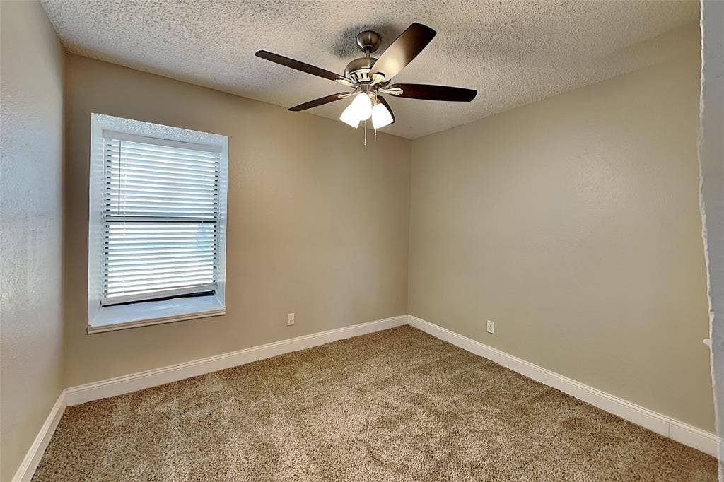 1916 Sharon Drive, Corinth, TX 76210 1916 Sharon Drive, Corinth, TX 76210
