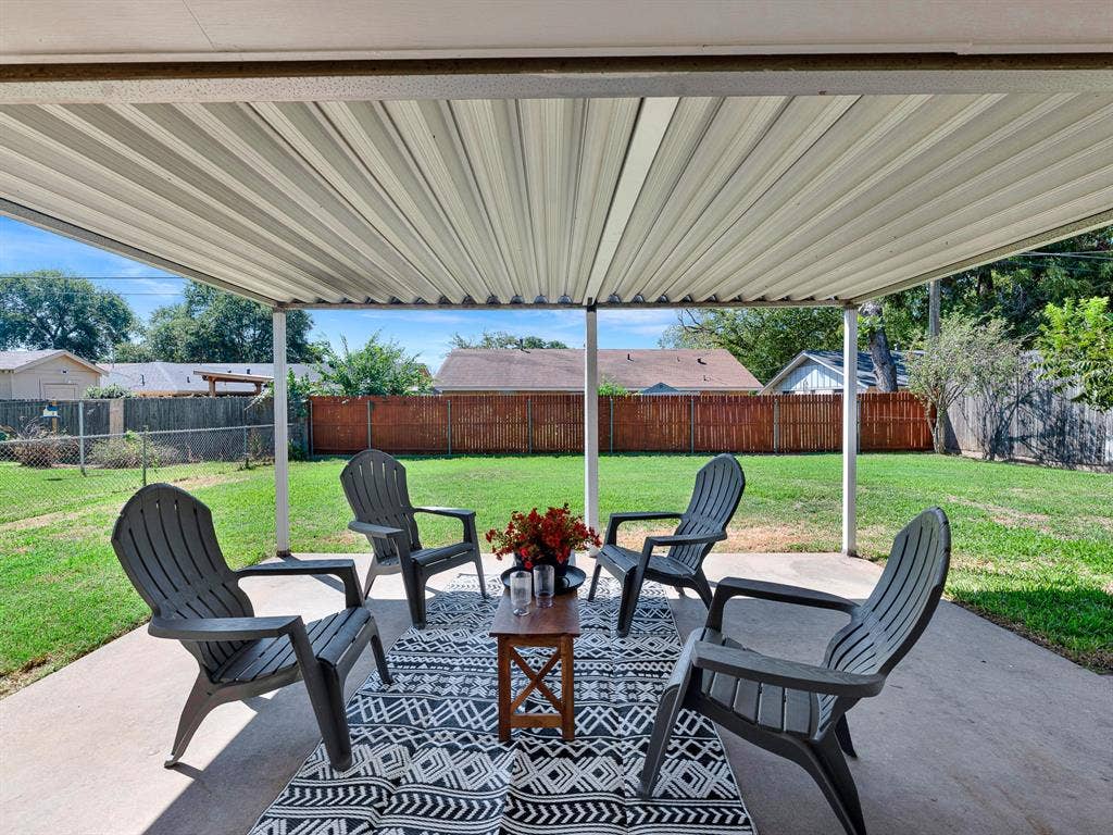 1926 Normandy Drive, Irving, TX 75060 1926 Normandy Drive, Irving, TX 75060