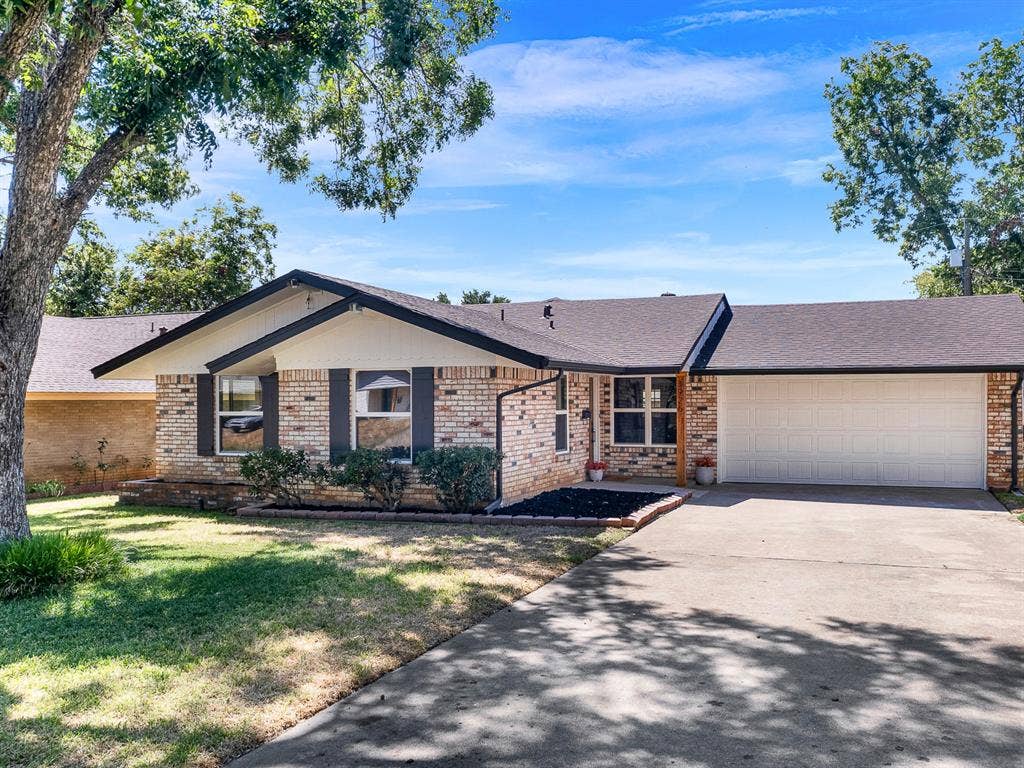 1926 Normandy Drive, Irving, TX 75060 1926 Normandy Drive, Irving, TX 75060