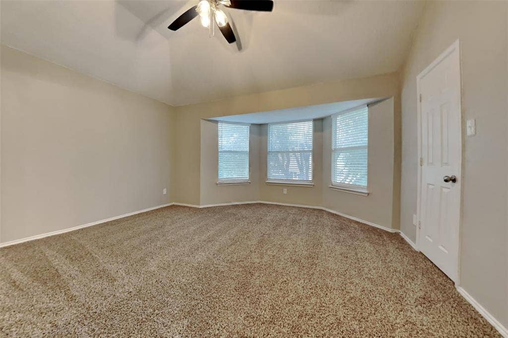 617 Crystal Brook Drive, Saginaw, TX 76179 617 Crystal Brook Drive, Saginaw, TX 76179