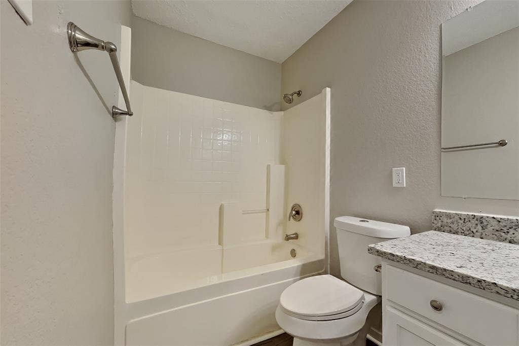 617 Crystal Brook Drive, Saginaw, TX 76179 617 Crystal Brook Drive, Saginaw, TX 76179