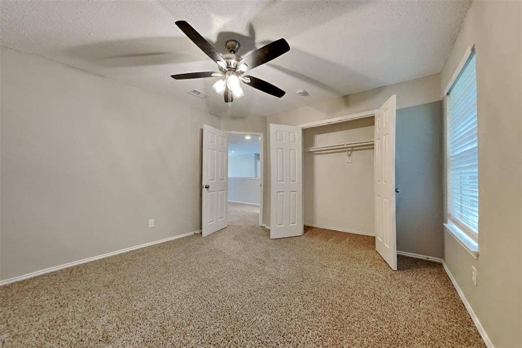 617 Crystal Brook Drive, Saginaw, TX 76179 617 Crystal Brook Drive, Saginaw, TX 76179