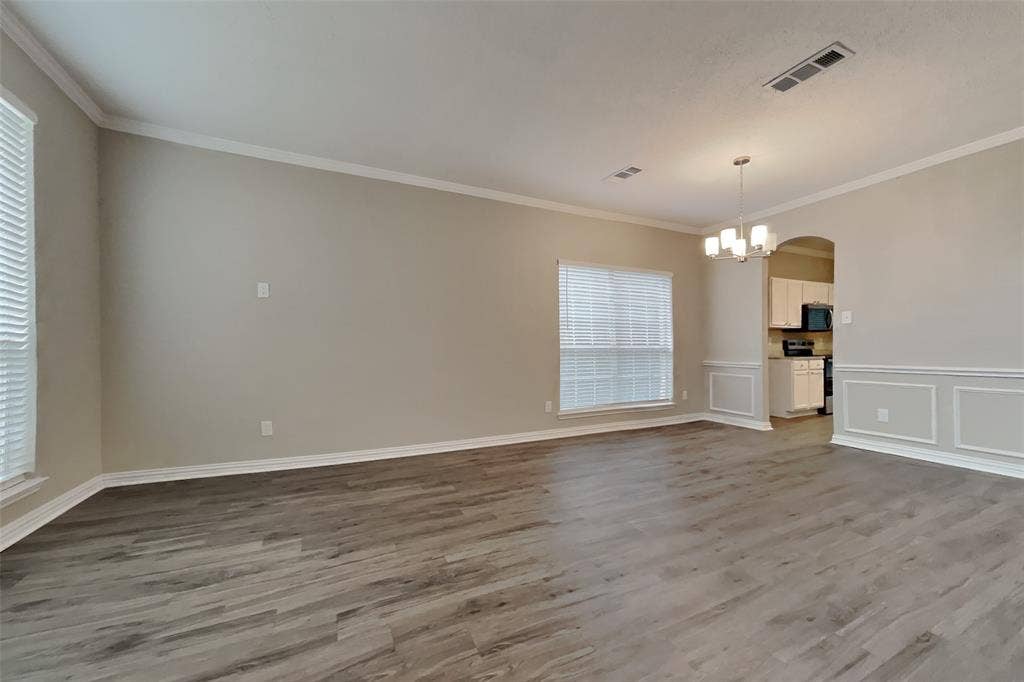 617 Crystal Brook Drive, Saginaw, TX 76179 617 Crystal Brook Drive, Saginaw, TX 76179