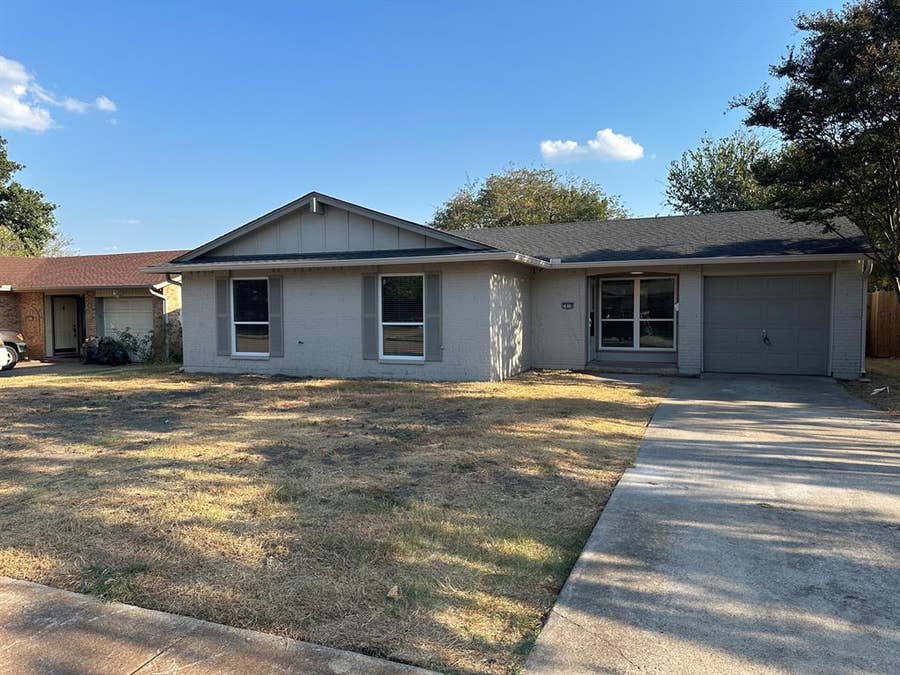 Property photo for 1418 Homestead Place, Garland, TX
