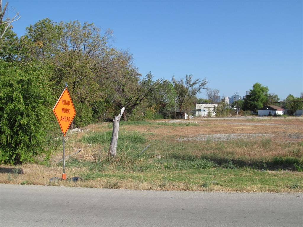 2715 Morrell Avenue, Dallas, TX 75203 2715 Morrell Avenue, Dallas, TX 75203
