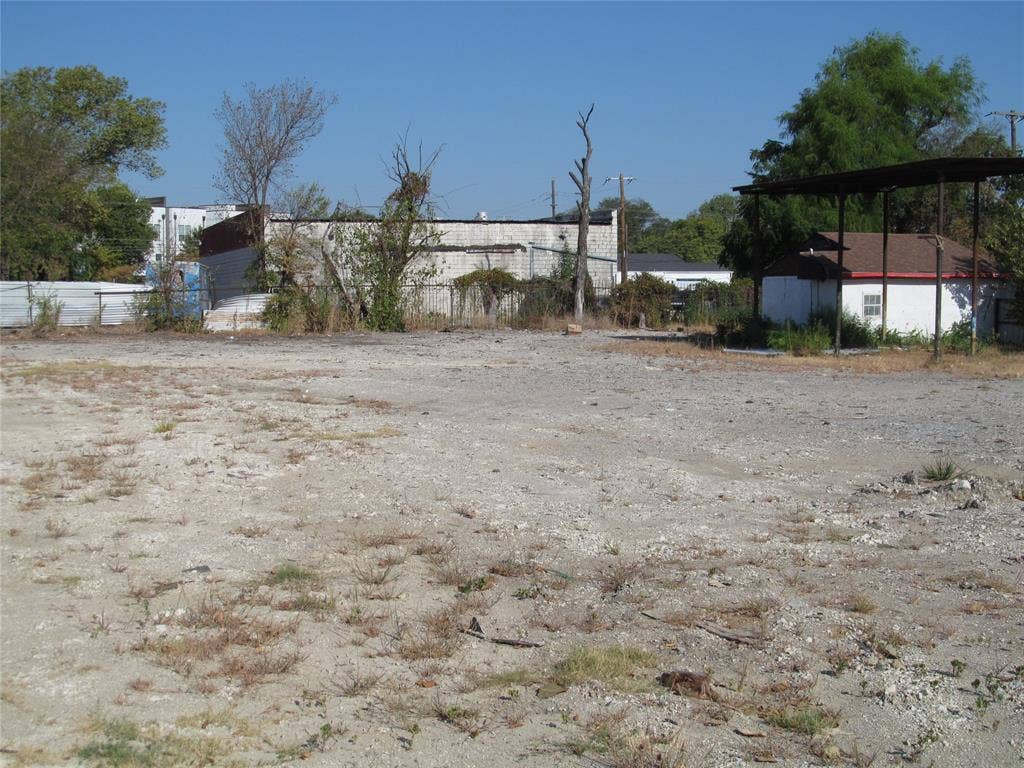 2715 Morrell Avenue, Dallas, TX 75203 Additional content