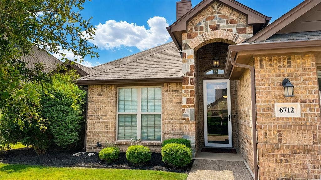 6712 Fire Dance Drive, Benbrook, TX 76126 6712 Fire Dance Drive, Benbrook, TX 76126