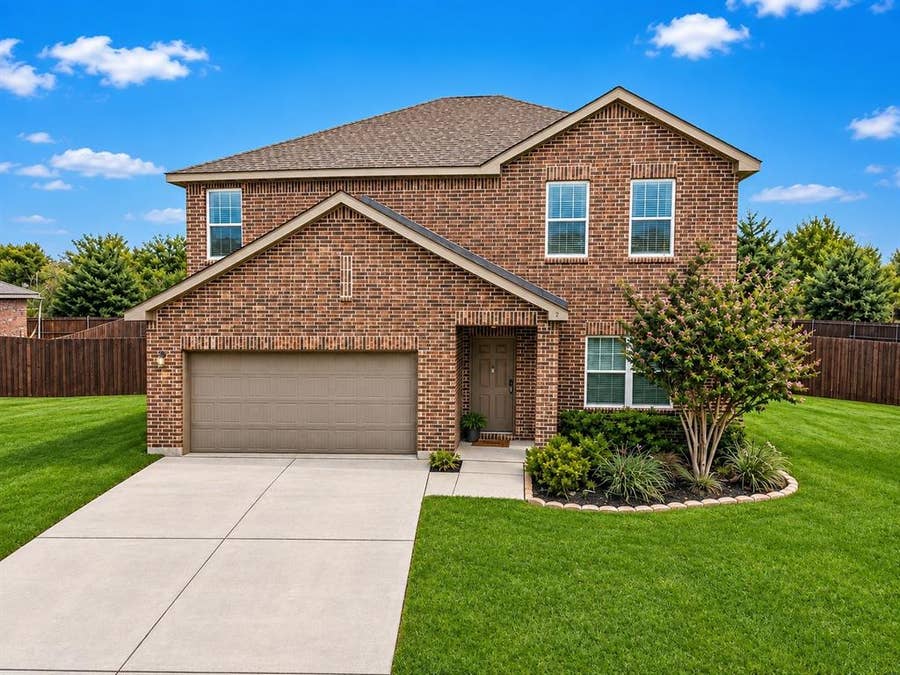 Property photo for 2 Glen Crossings Road, Edgecliff Village, TX