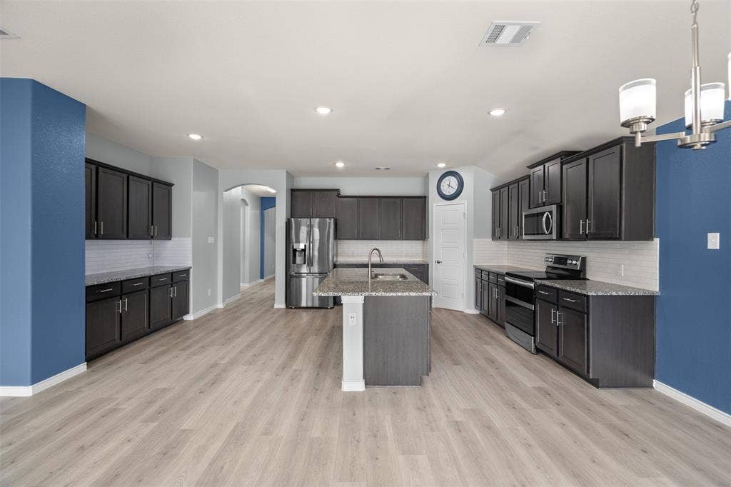 3009 Teakwood Street, Anna, TX 75409 3009 Teakwood Street, Anna, TX 75409