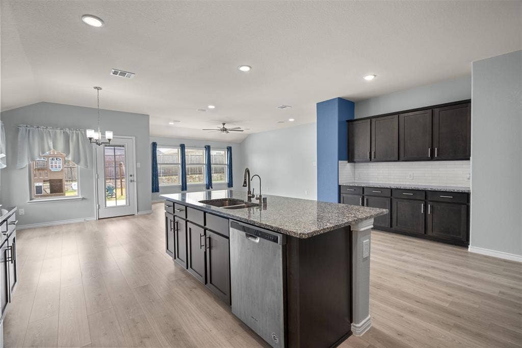 3009 Teakwood Street, Anna, TX 75409 3009 Teakwood Street, Anna, TX 75409