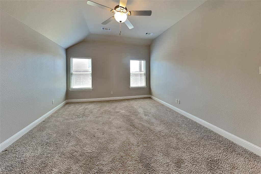 218 Valley View Drive, Waxahachie, TX 75167 218 Valley View Drive, Waxahachie, TX 75167