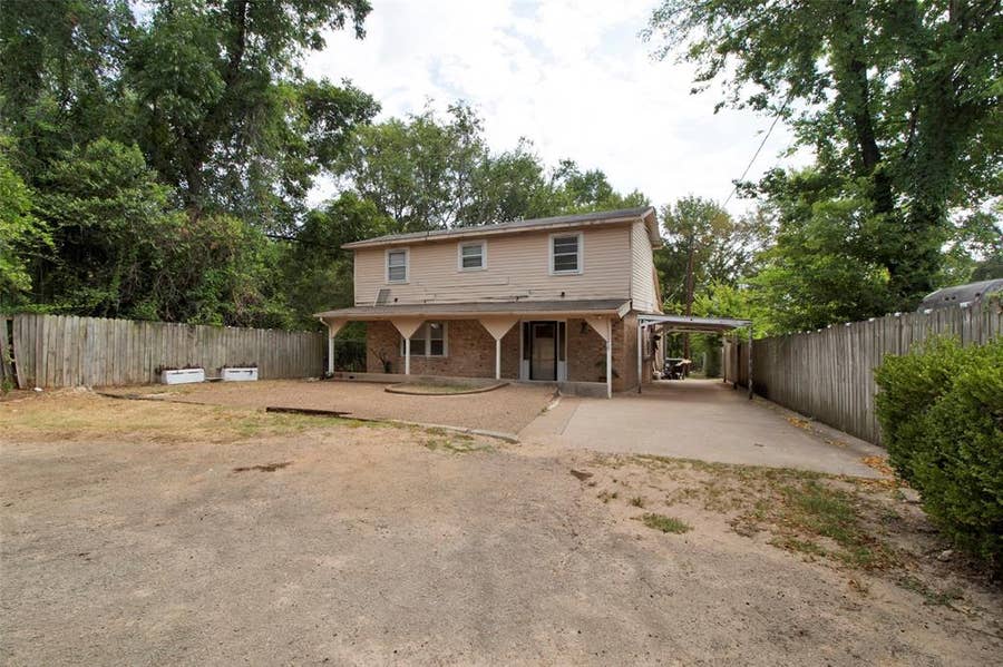 Property photo for 3572 State Highway 110 N, Tyler, TX