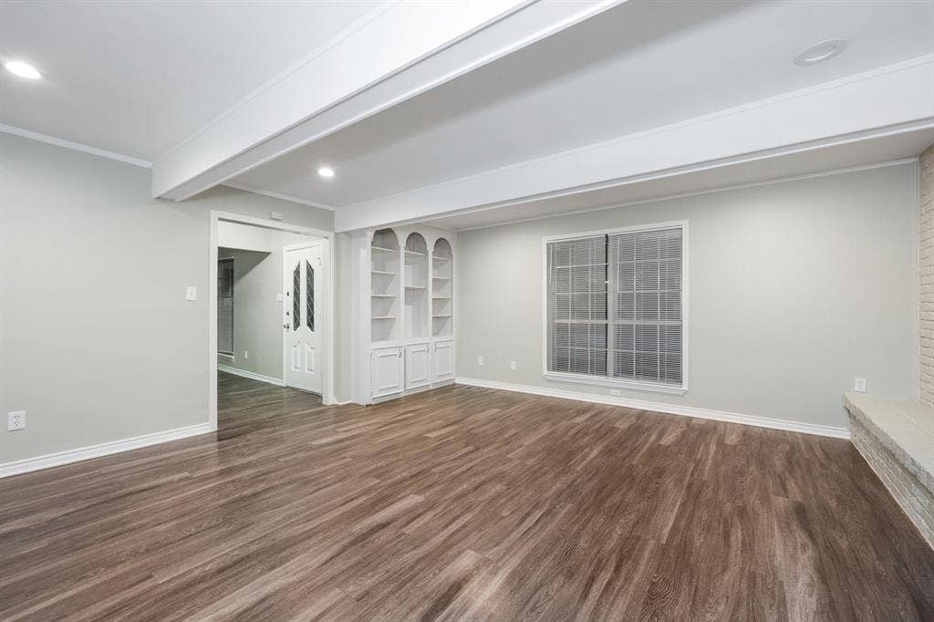 2404 Dalgreen Drive, Plano, TX 75075 2404 Dalgreen Drive, Plano, TX 75075