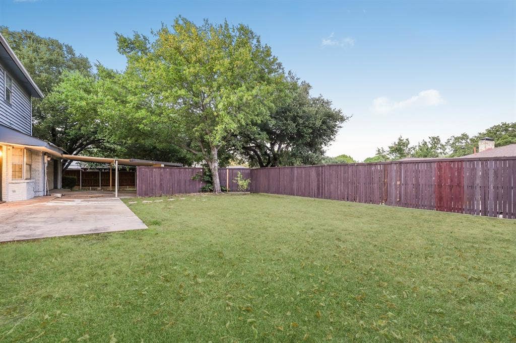 2404 Dalgreen Drive, Plano, TX 75075 2404 Dalgreen Drive, Plano, TX 75075