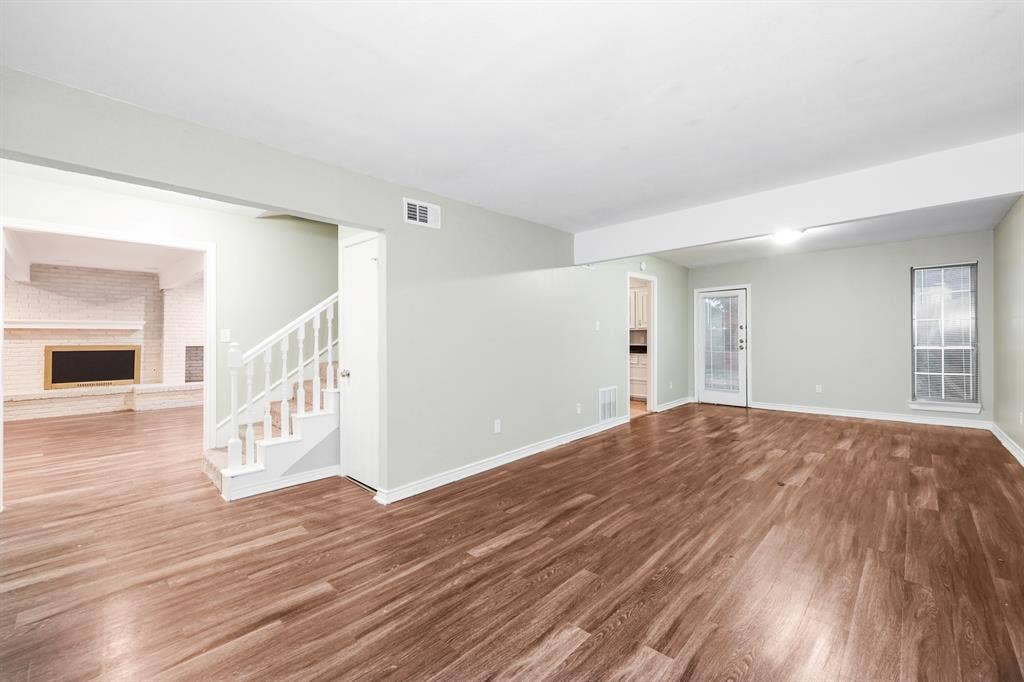2404 Dalgreen Drive, Plano, TX 75075 2404 Dalgreen Drive, Plano, TX 75075