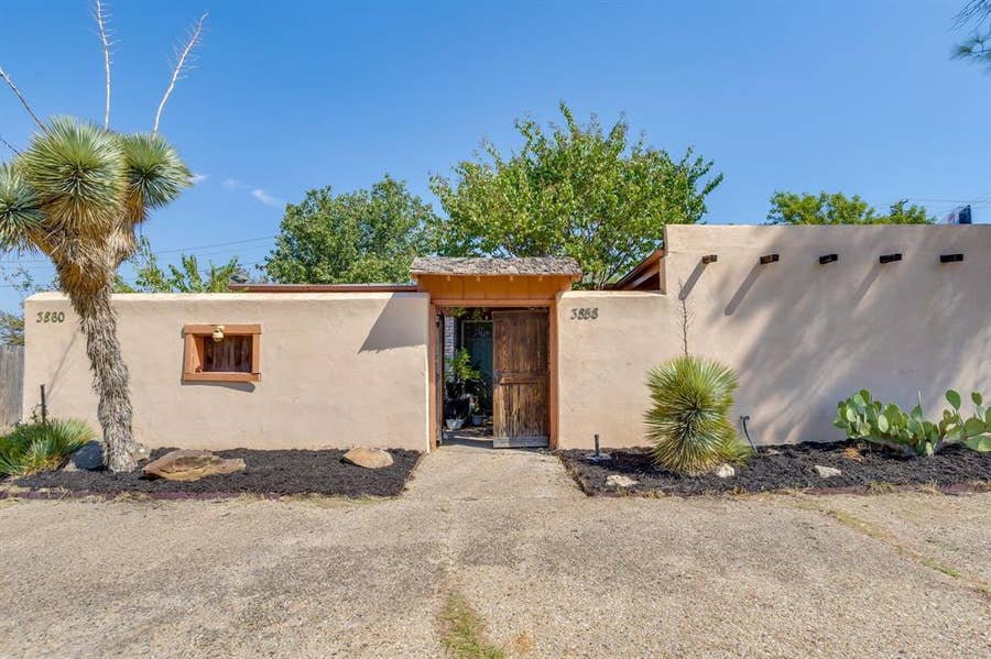 Property photo for 3858 Wonder Court, Fort Worth, TX