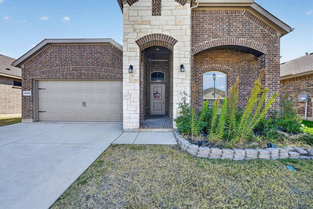 2325 Sun Star Drive, Haslet, TX 76052 2325 Sun Star Drive, Haslet, TX 76052