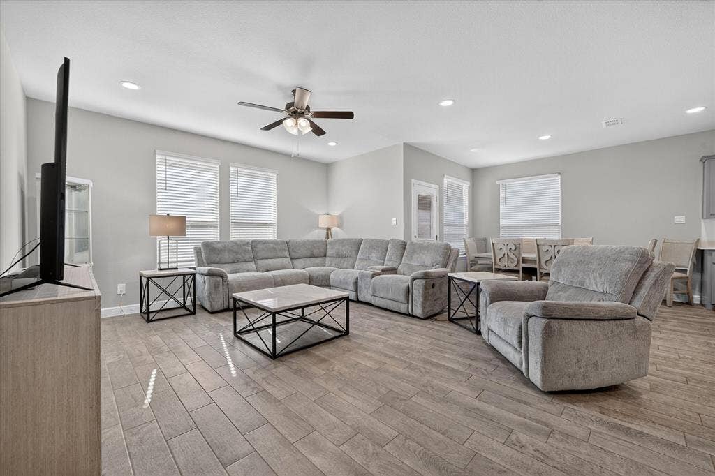 2325 Sun Star Drive, Haslet, TX 76052 2325 Sun Star Drive, Haslet, TX 76052