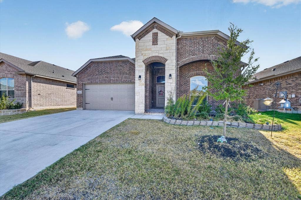 2325 Sun Star Drive, Haslet, TX 76052 2325 Sun Star Drive, Haslet, TX 76052