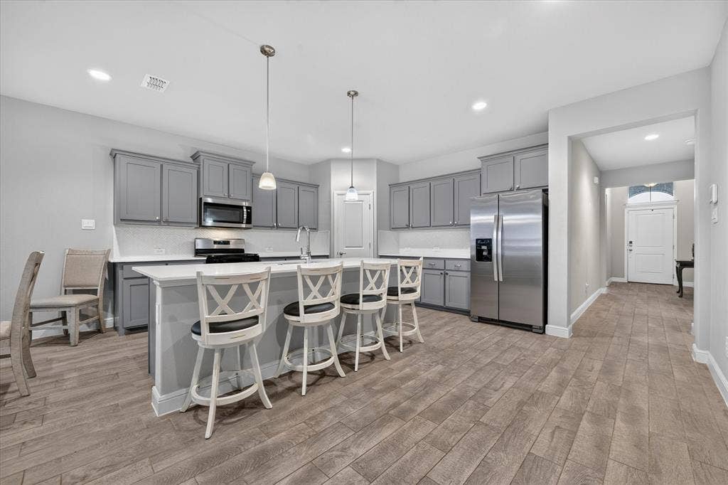 2325 Sun Star Drive, Haslet, TX 76052 2325 Sun Star Drive, Haslet, TX 76052