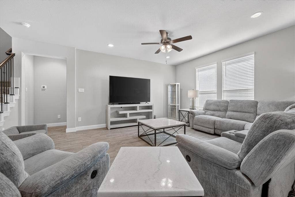 2325 Sun Star Drive, Haslet, TX 76052 2325 Sun Star Drive, Haslet, TX 76052