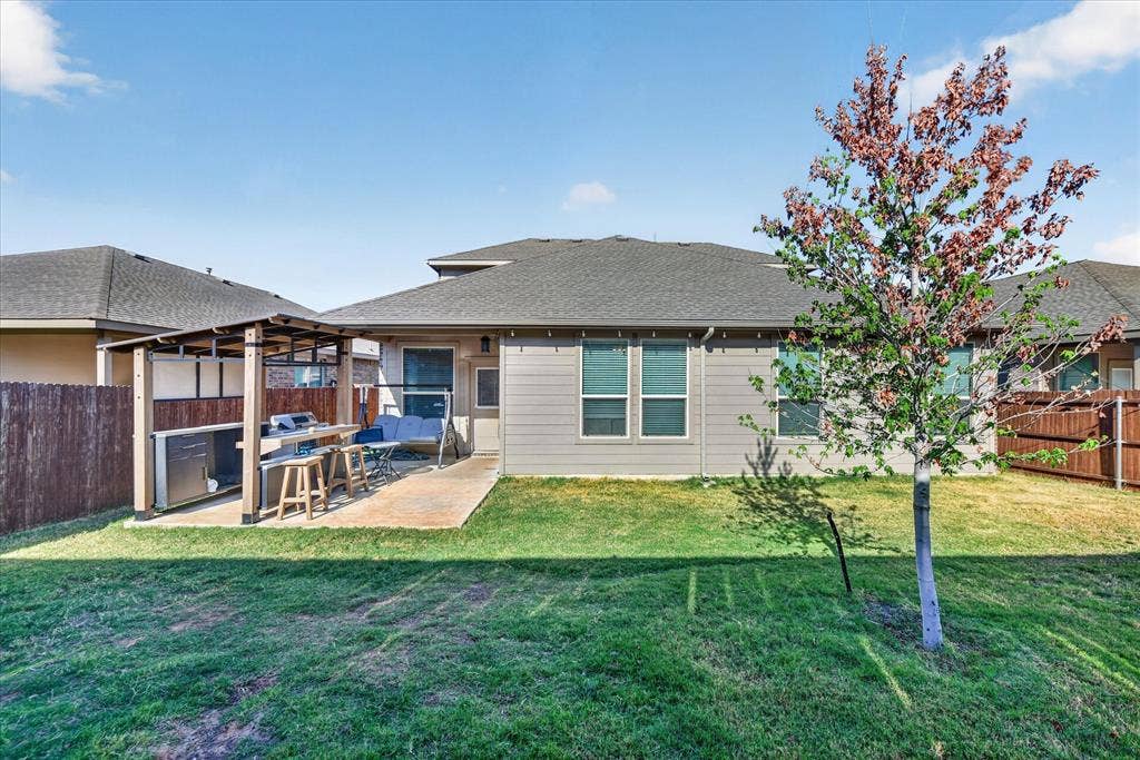 2325 Sun Star Drive, Haslet, TX 76052 2325 Sun Star Drive, Haslet, TX 76052