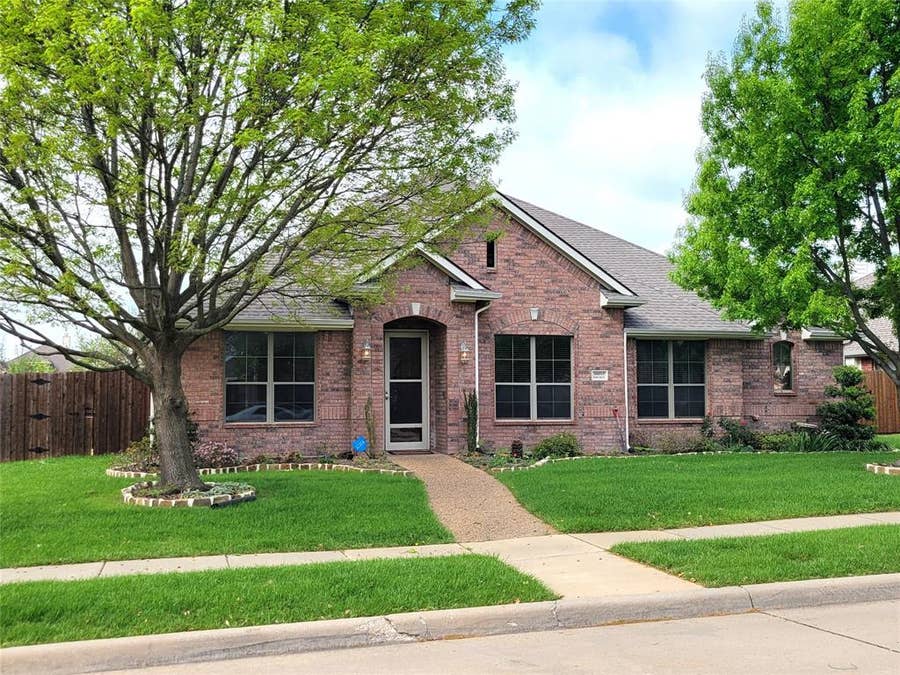 Property photo for 4805 Prairie Aster Drive, Garland, TX