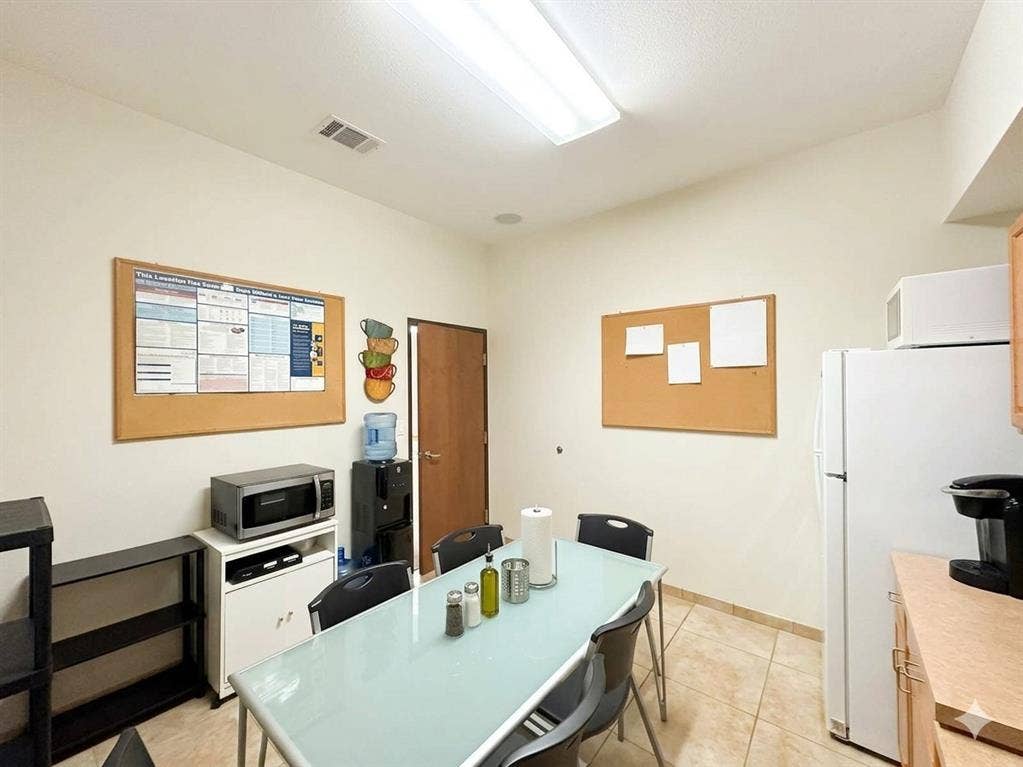 4512 Legacy Drive, #100, Plano, TX 75024 4512 Legacy Drive, #100, Plano, TX 75024