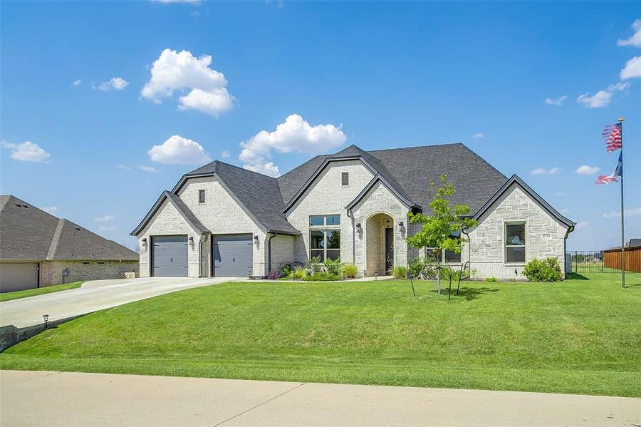 Property photo for 2716 Village Road, Granbury, TX