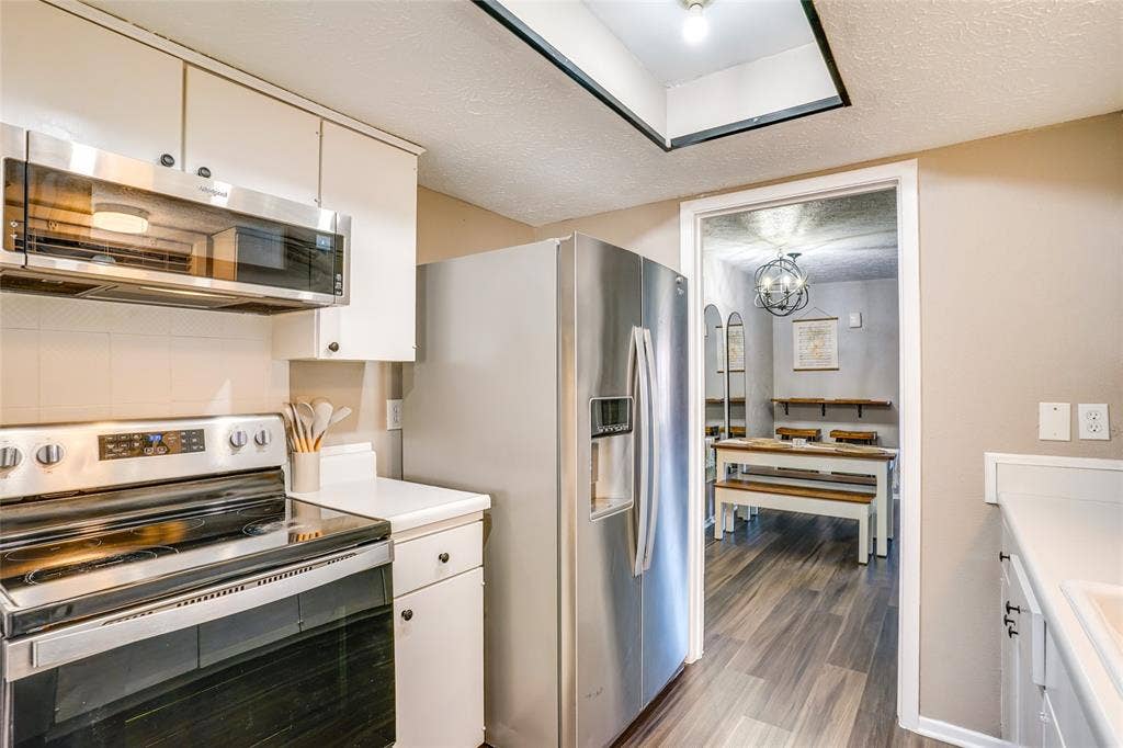 42 W Creek Lane, #3, Grand Prairie, TX 75052 42 W Creek Lane, #3, Grand Prairie, TX 75052