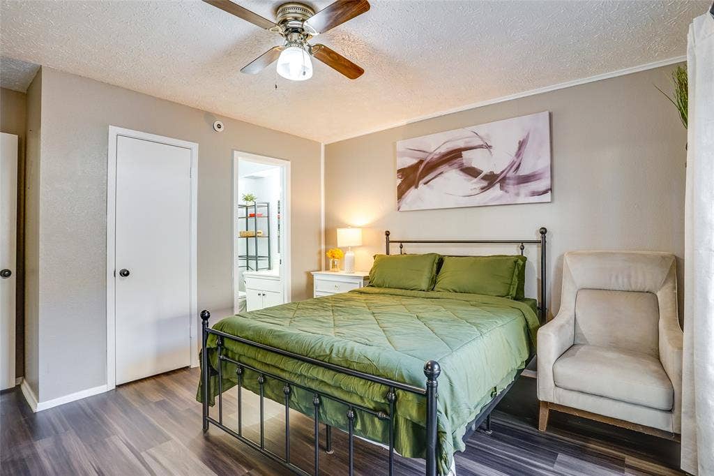 42 W Creek Lane, #3, Grand Prairie, TX 75052 42 W Creek Lane, #3, Grand Prairie, TX 75052