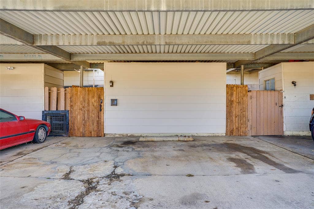 42 W Creek Lane, #3, Grand Prairie, TX 75052 42 W Creek Lane, #3, Grand Prairie, TX 75052
