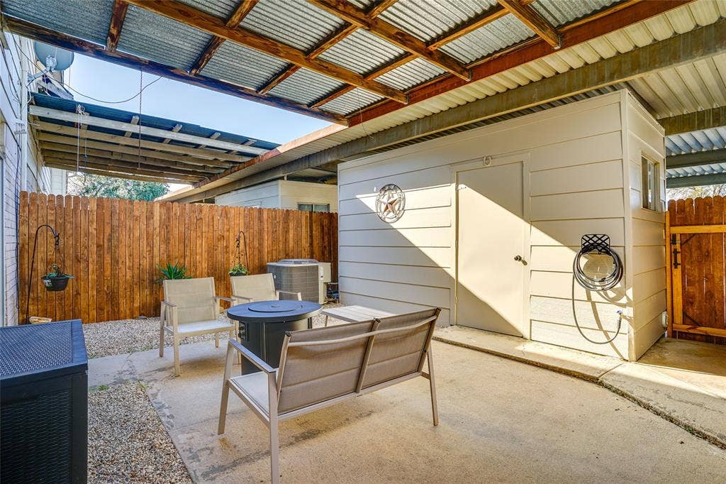 42 W Creek Lane, #3, Grand Prairie, TX 75052 42 W Creek Lane, #3, Grand Prairie, TX 75052
