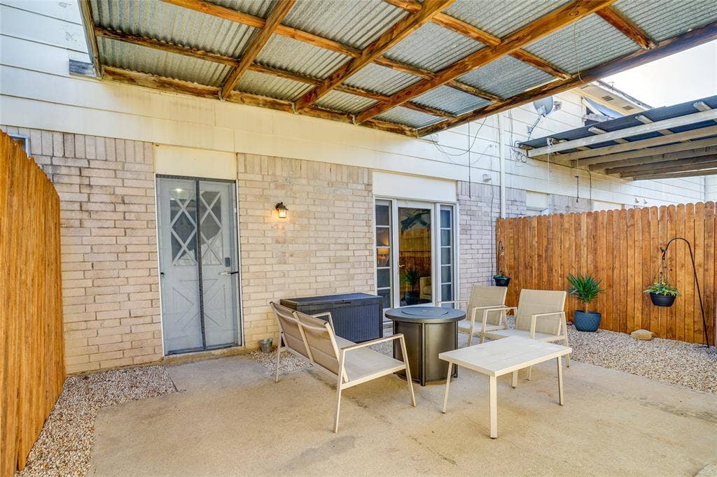 42 W Creek Lane, #3, Grand Prairie, TX 75052 42 W Creek Lane, #3, Grand Prairie, TX 75052