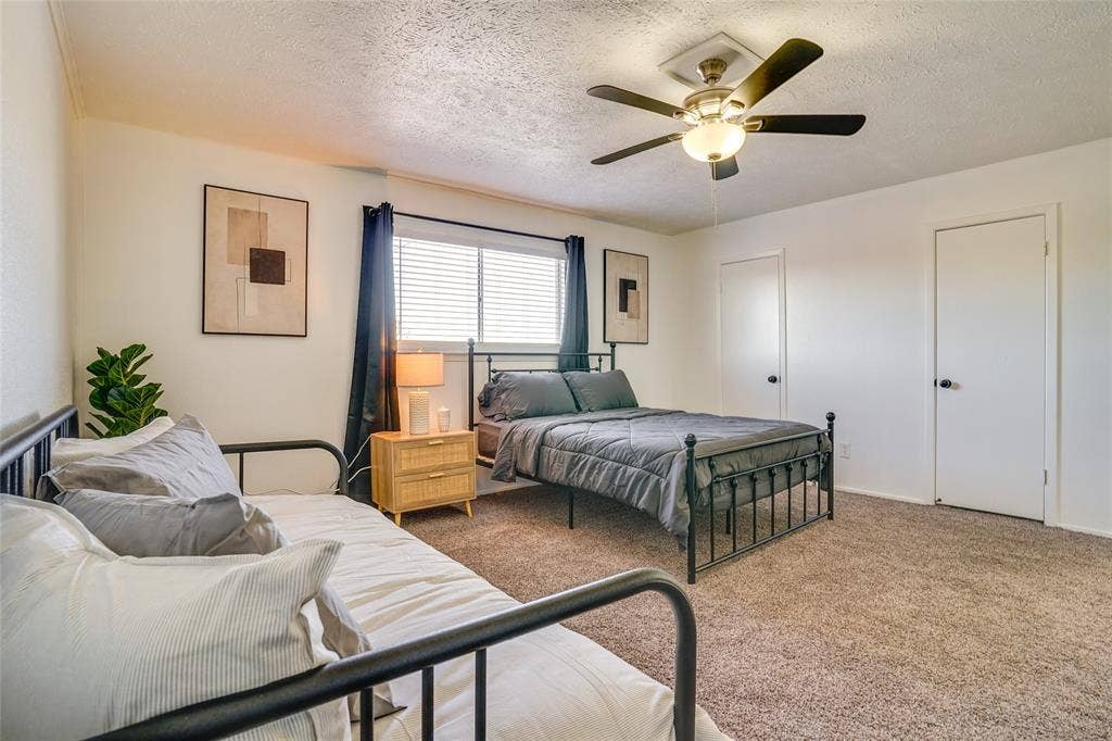 42 W Creek Lane, #3, Grand Prairie, TX 75052 42 W Creek Lane, #3, Grand Prairie, TX 75052