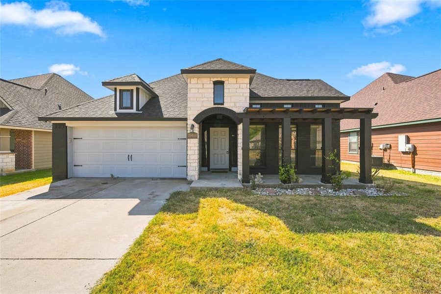 Property photo for 10409 Condor Loop, Waco, TX