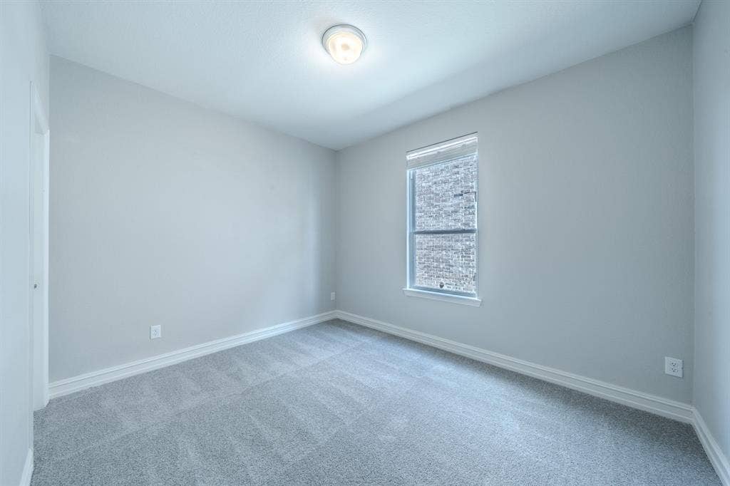 2833 Henson Lane, Garland, TX 75040 2833 Henson Lane, Garland, TX 75040