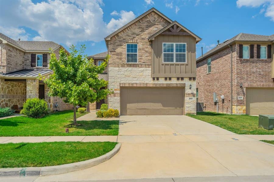 Property photo for 2833 Henson Lane, Garland, TX